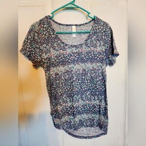 LulaRoe tshirt